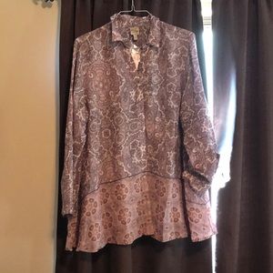 Vintage women’s plus size XL shirt blouse